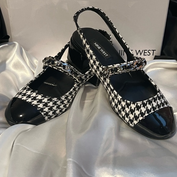 Nine West Shoes - Nine West Black and White Houndstooth Heels